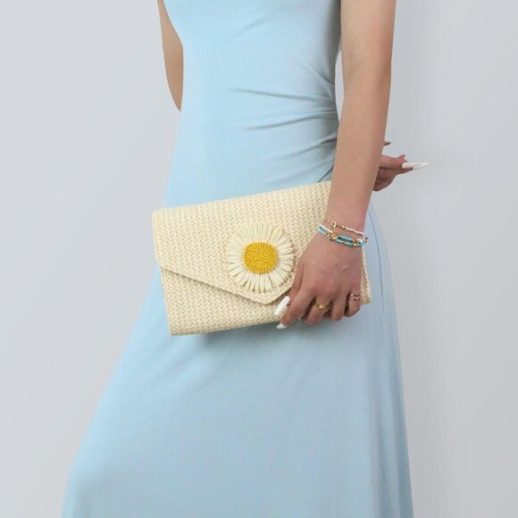 Beige Straw Daisy Flower Evening Clutch with Multi-Way Carry - Picture 5 of 6
